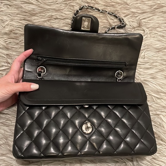 Chanel Medium Classic Double Flab Black - Picture 3 of 13